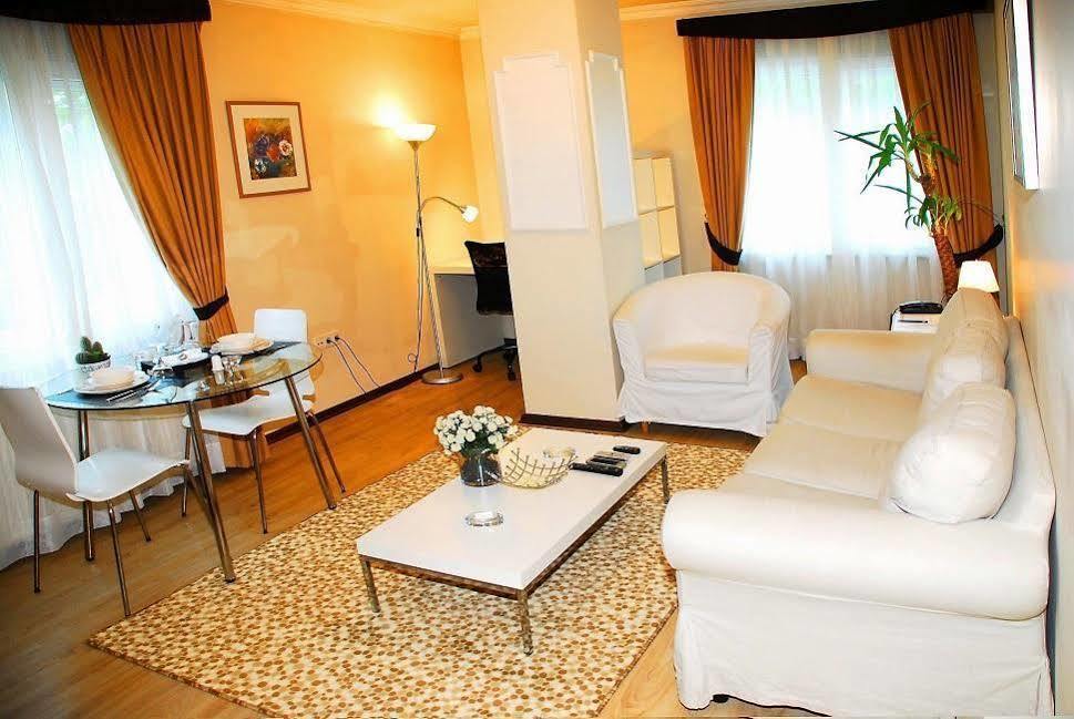 La Palace Suites Sisli Istanbul Exterior foto